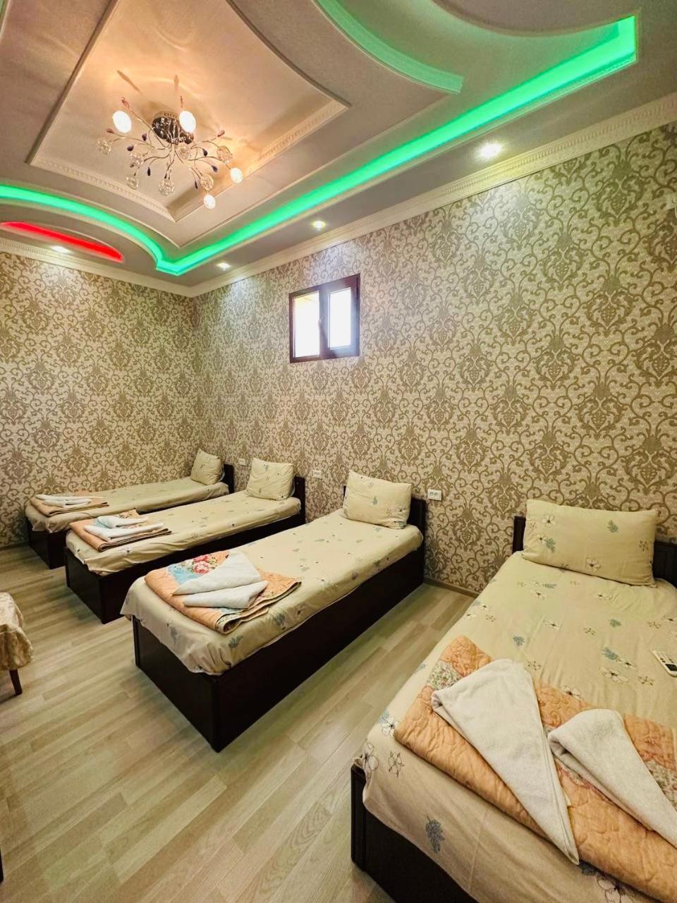 Yusuf Gold House Hotel ซามาร์คันด์ ภายนอก รูปภาพ