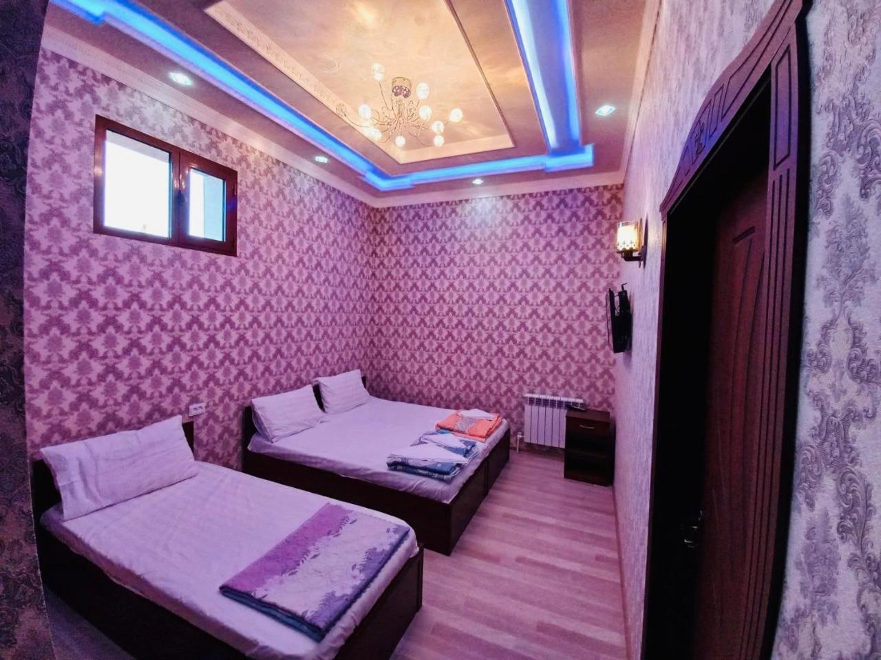 Yusuf Gold House Hotel ซามาร์คันด์ ภายนอก รูปภาพ