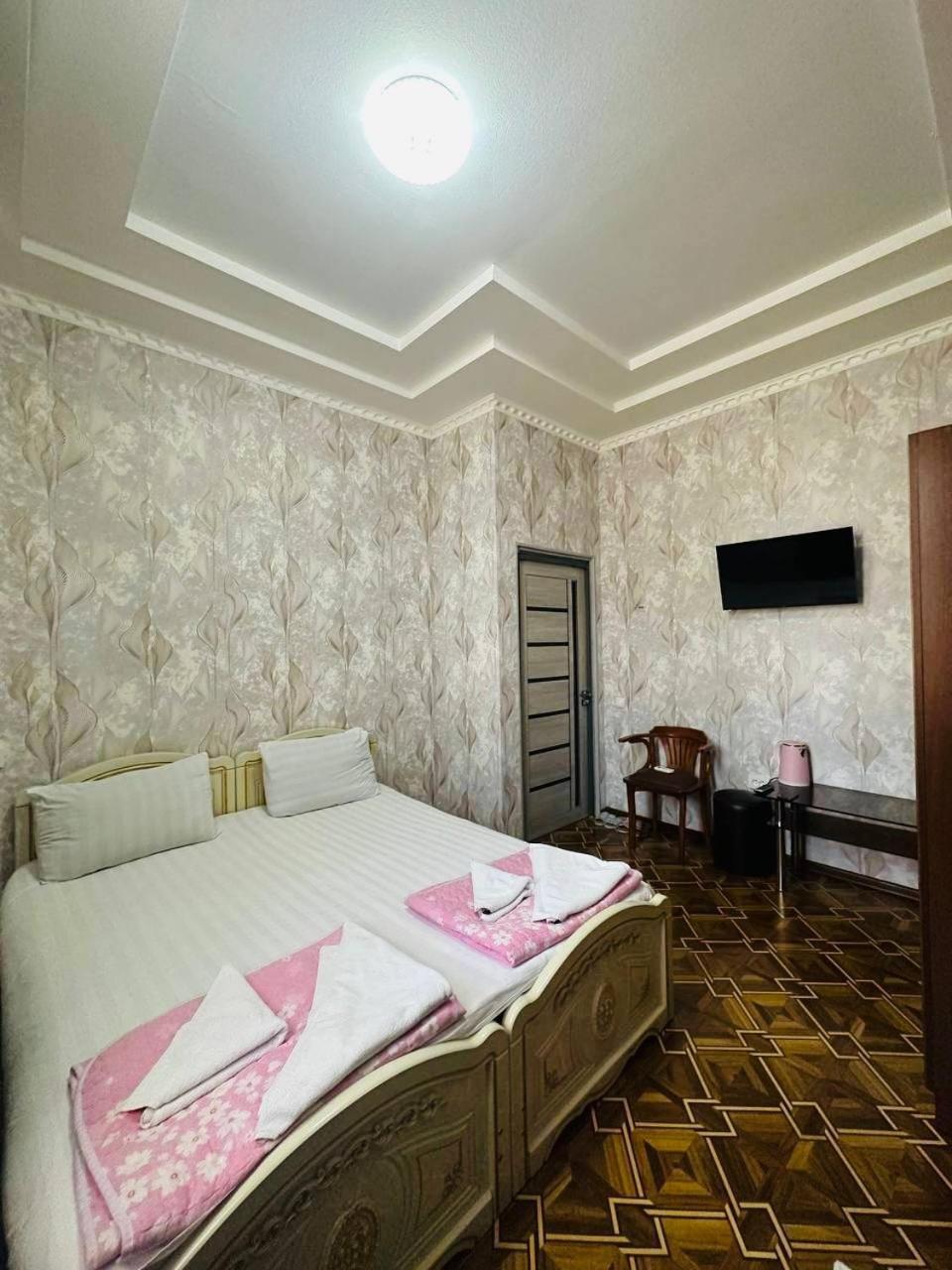 Yusuf Gold House Hotel ซามาร์คันด์ ภายนอก รูปภาพ