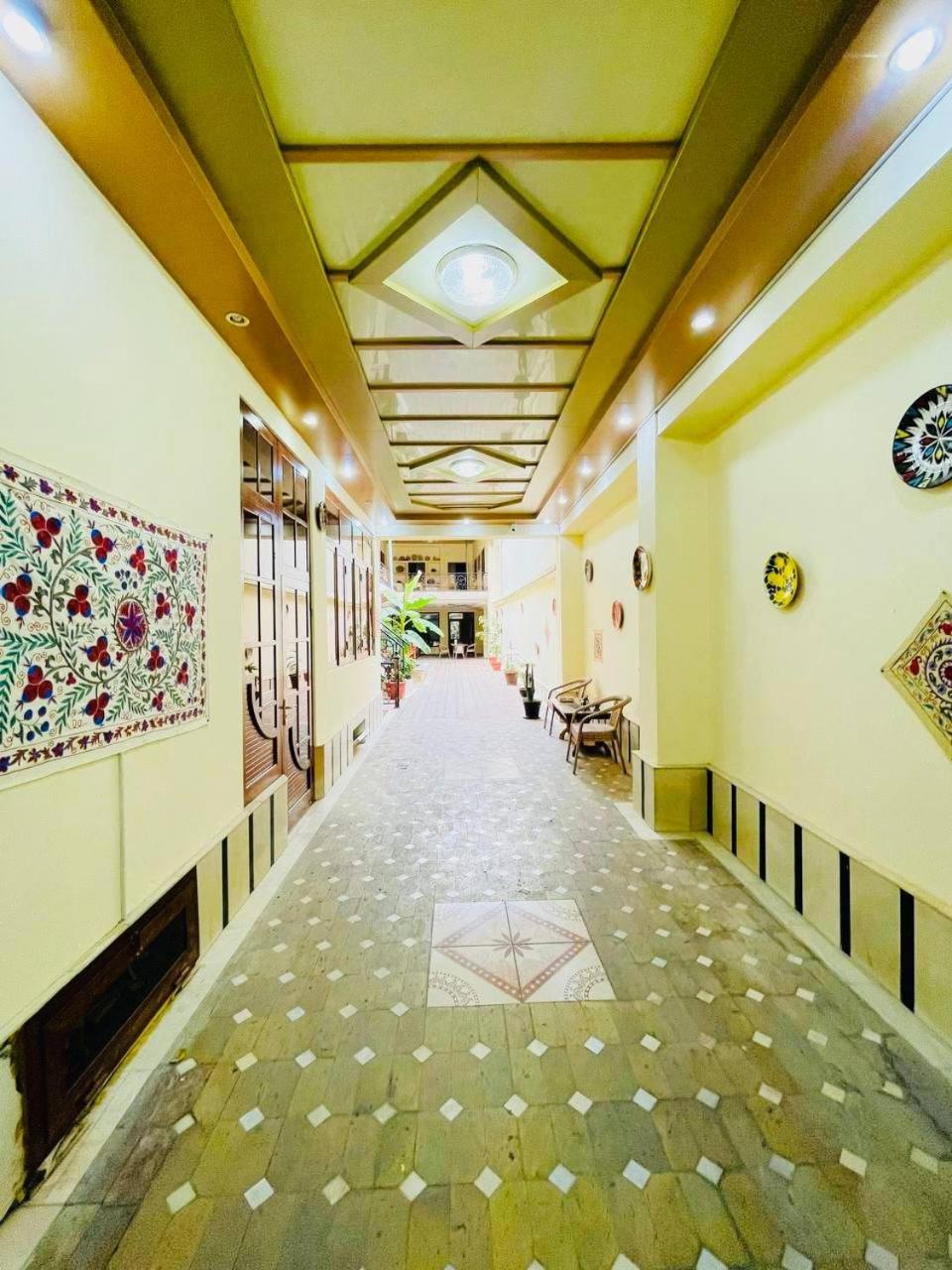 Yusuf Gold House Hotel ซามาร์คันด์ ภายนอก รูปภาพ