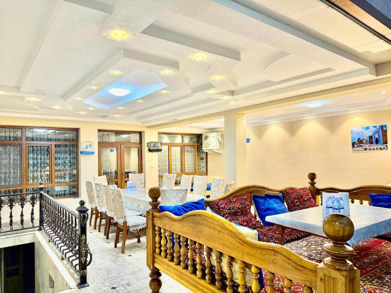 Yusuf Gold House Hotel ซามาร์คันด์ ภายนอก รูปภาพ