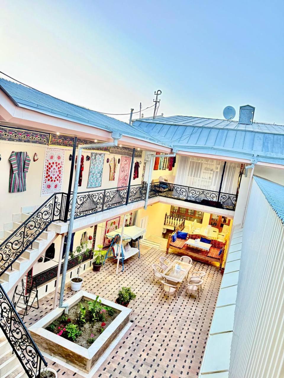 Yusuf Gold House Hotel ซามาร์คันด์ ภายนอก รูปภาพ