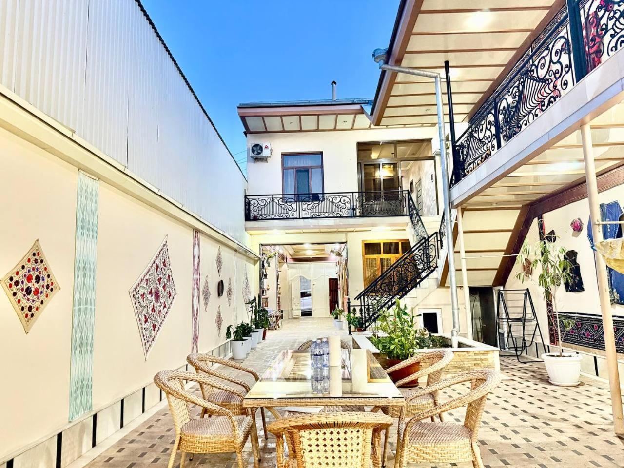 Yusuf Gold House Hotel ซามาร์คันด์ ภายนอก รูปภาพ