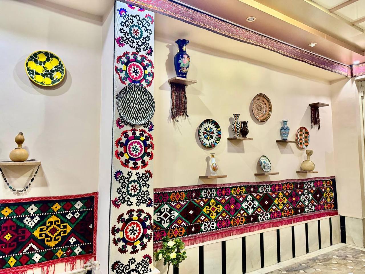 Yusuf Gold House Hotel ซามาร์คันด์ ภายนอก รูปภาพ