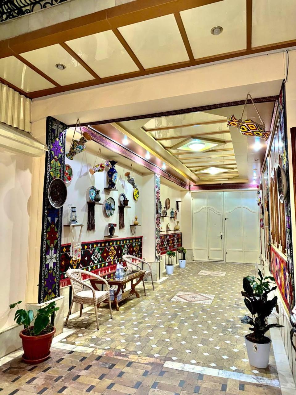 Yusuf Gold House Hotel ซามาร์คันด์ ภายนอก รูปภาพ